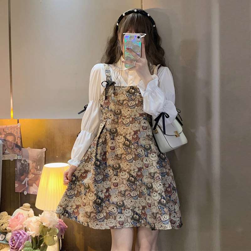 ロングワンピース ふわくま総柄ジャンパースカート