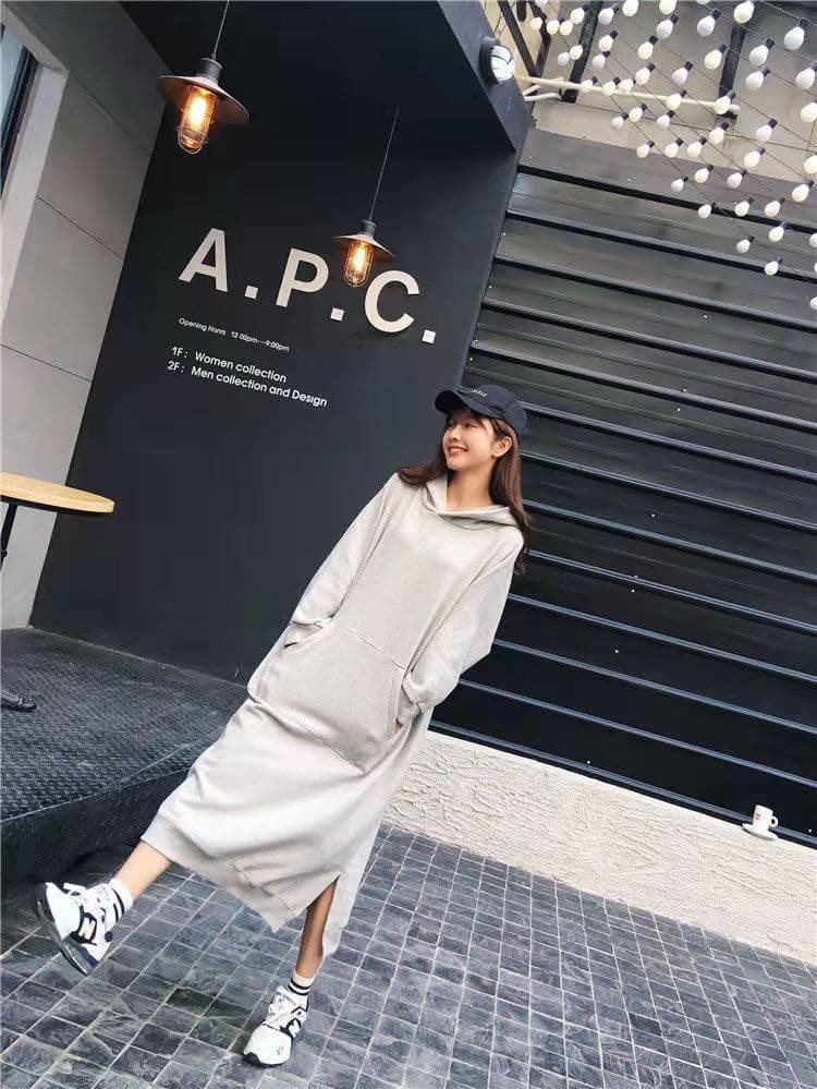 ロングワンピース ゆったりフーディーマキシ丈ワンピース