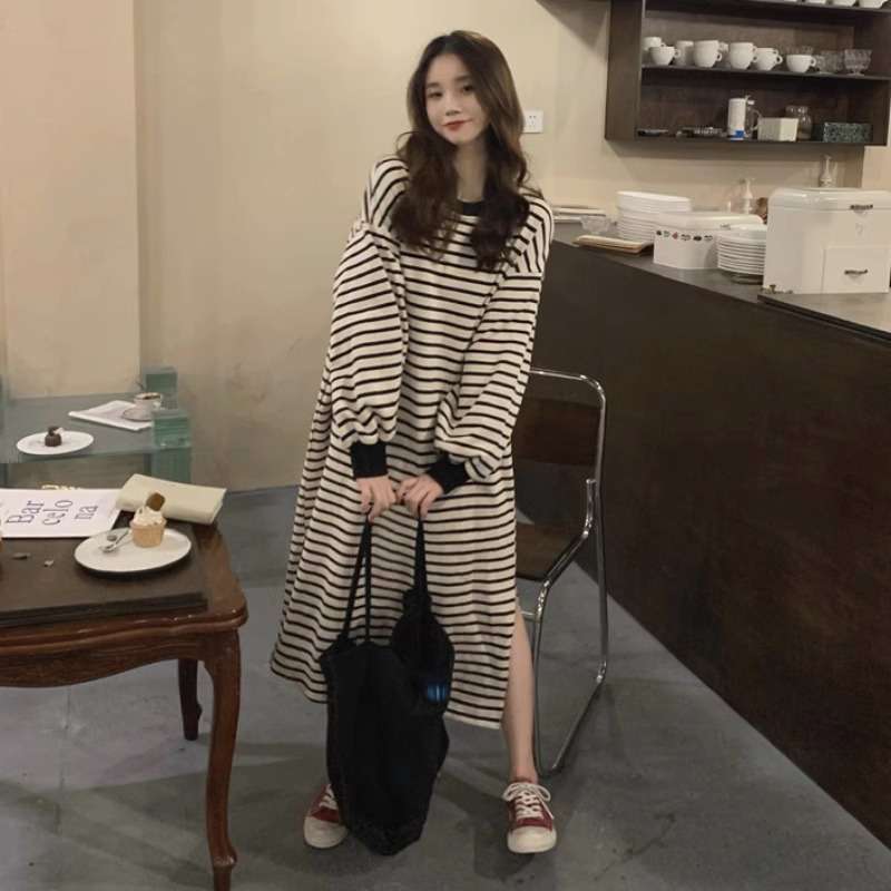 ロングワンピース シンプルボーダーゆるふわワンピース
