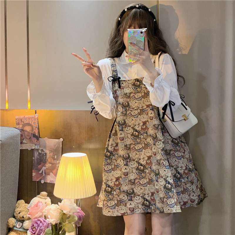 ロングワンピース ふわくま総柄ジャンパースカート
