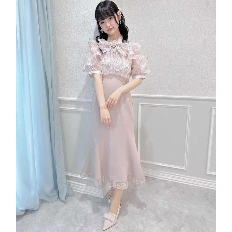 ロングワンピース ふんわり袖レースリボンワンピース