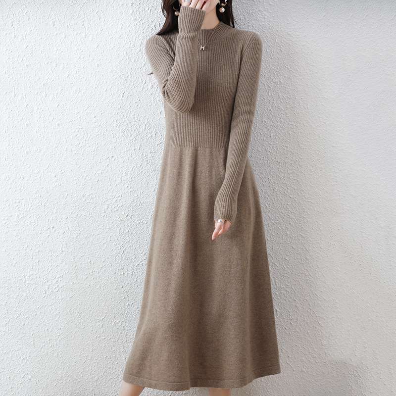 ロングワンピース リブ編みハイネック切替ロングワンピース