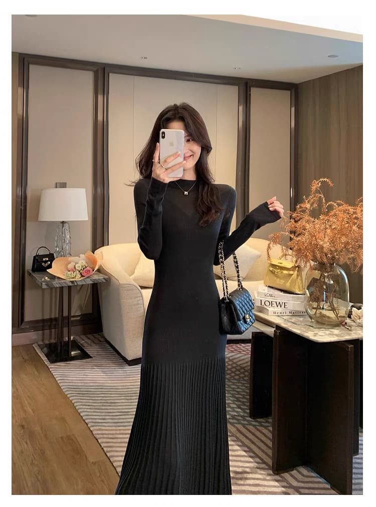 ロングワンピース ニュアンスプリーツニットワンピース