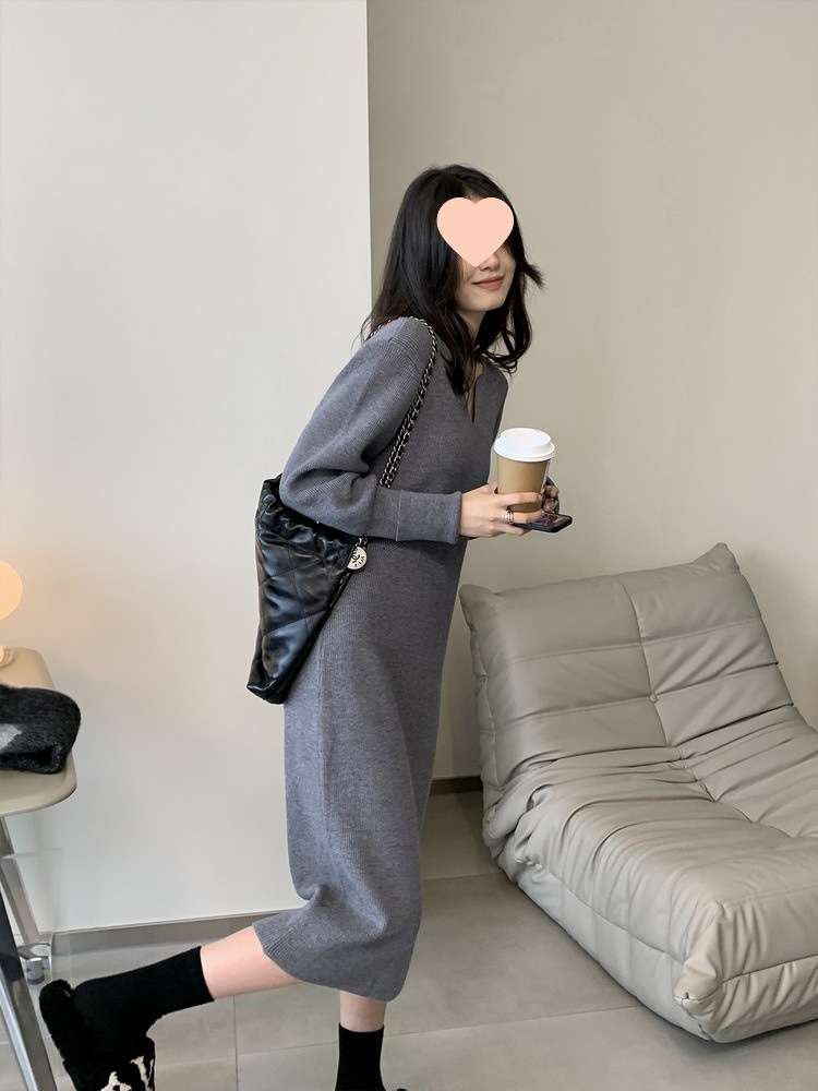 ロングワンピース ゆったりリラックス長袖ニット素材ワンピース