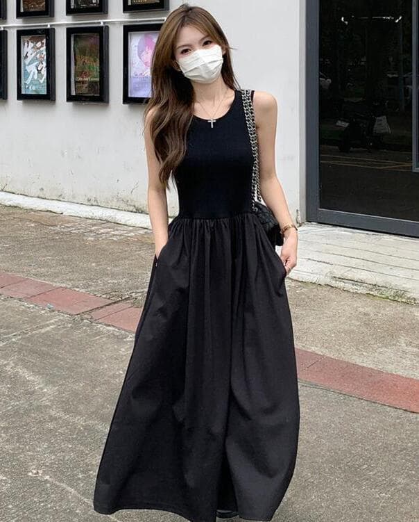 無地ノースリーブロングワンピース女性用