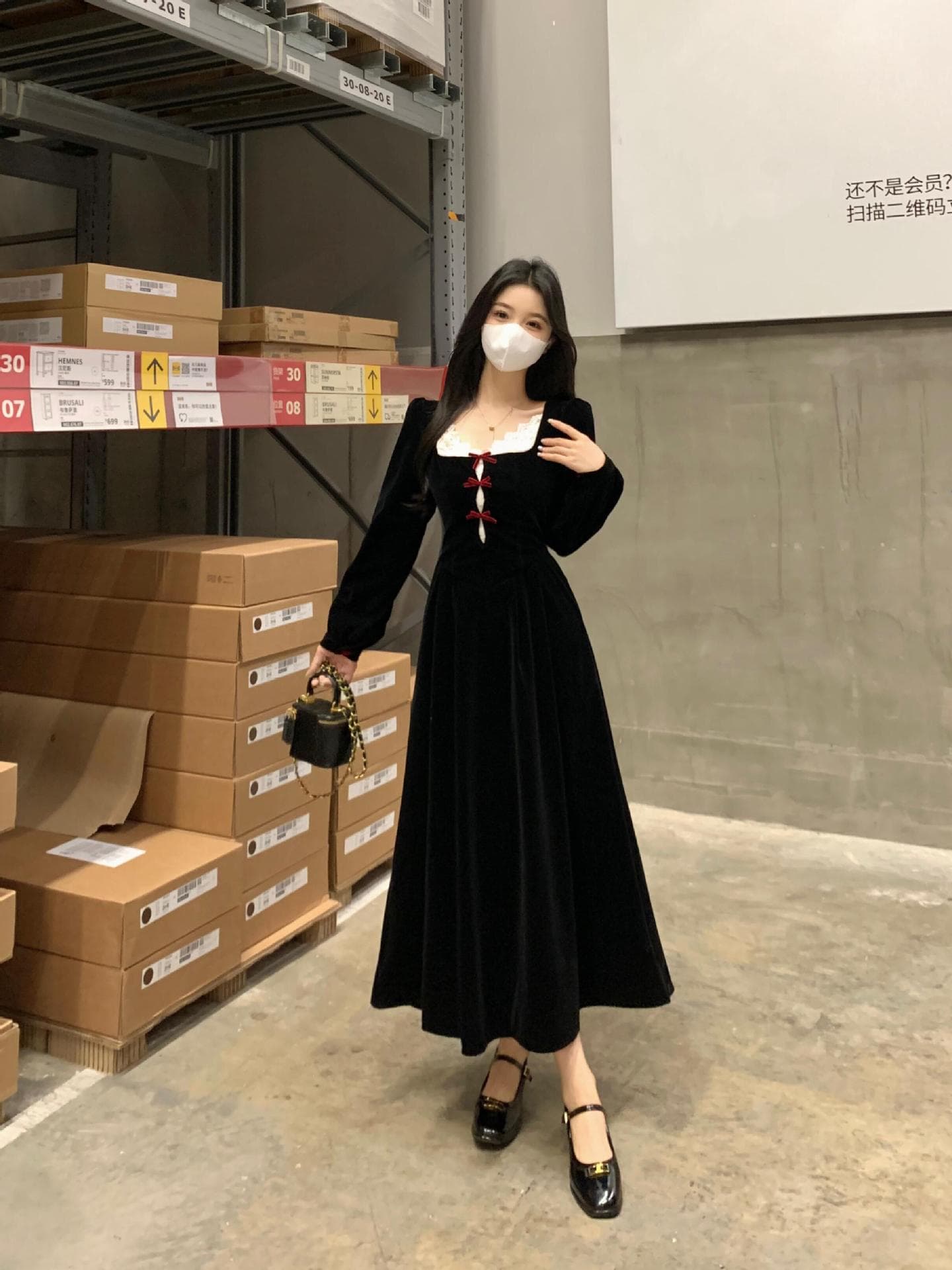 ロングワンピース 優美な姫袖ベロアレースワンピース