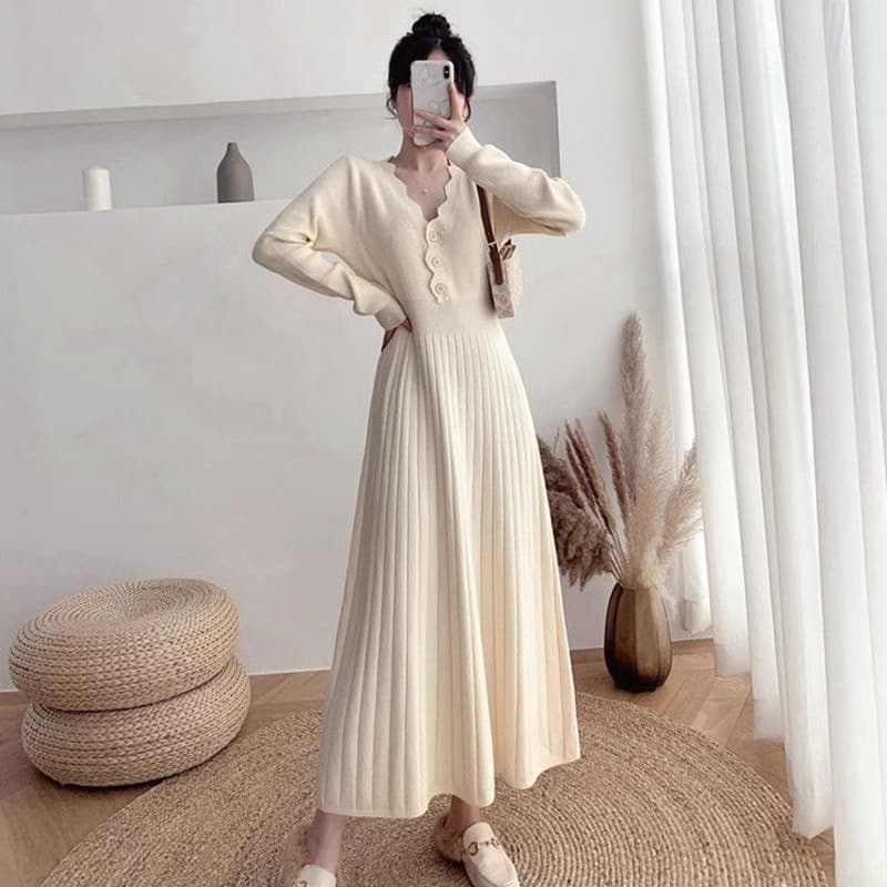 ロングワンピース ぬくもり感じる プリーツニットワンピース