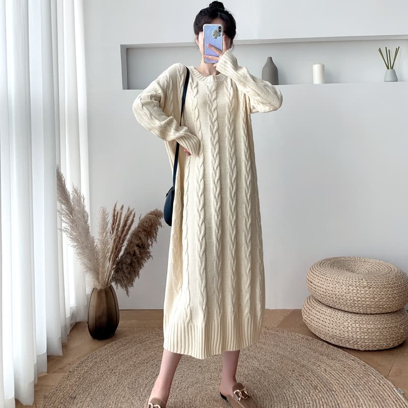 ロングワンピース ニット ケーブル編みゆったりニットワンピース