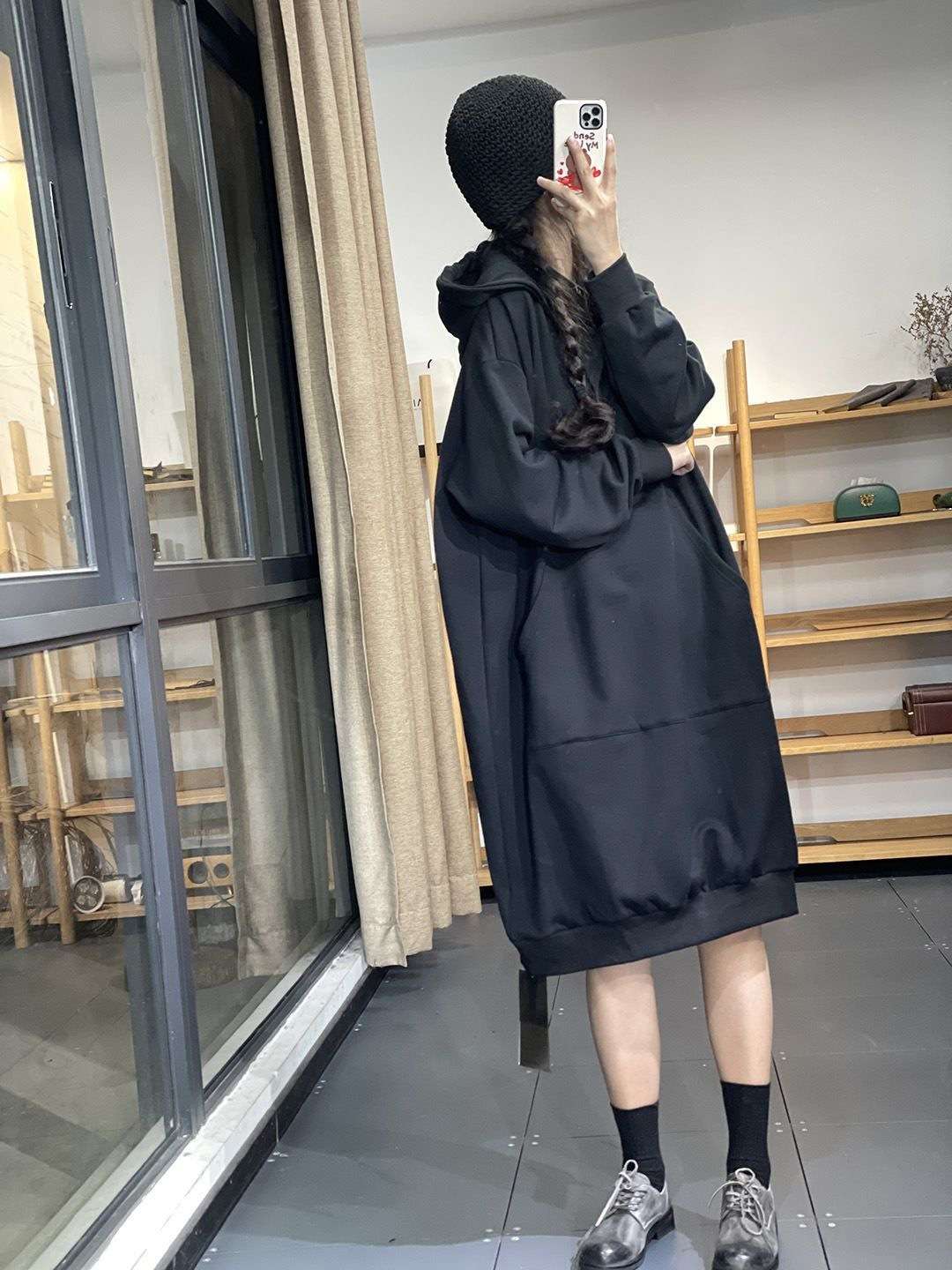 ロングワンピース ゆったりフードロングワンピース