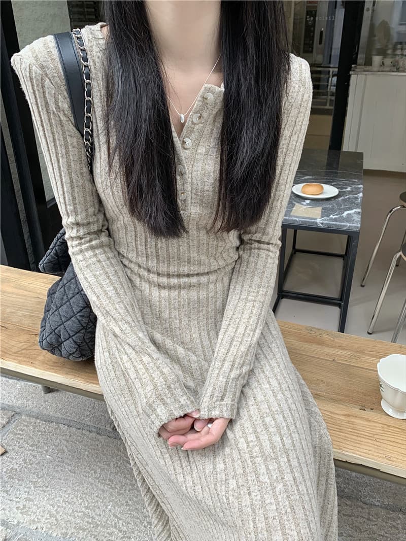 ロングワンピース リブ編みロマンチックワンピース