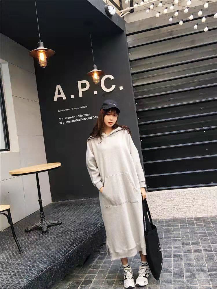 ロングワンピース ゆったりフーディーマキシ丈ワンピース