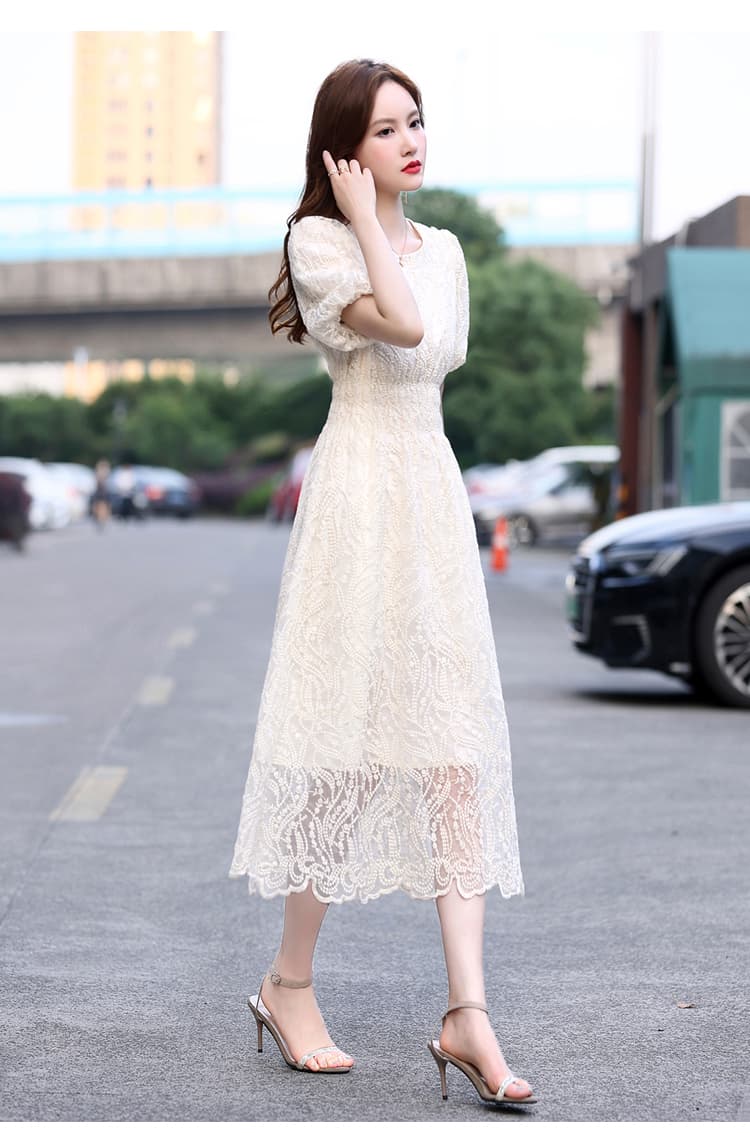 ロングワンピース レース 優美レース模様の華やかロングワンピース