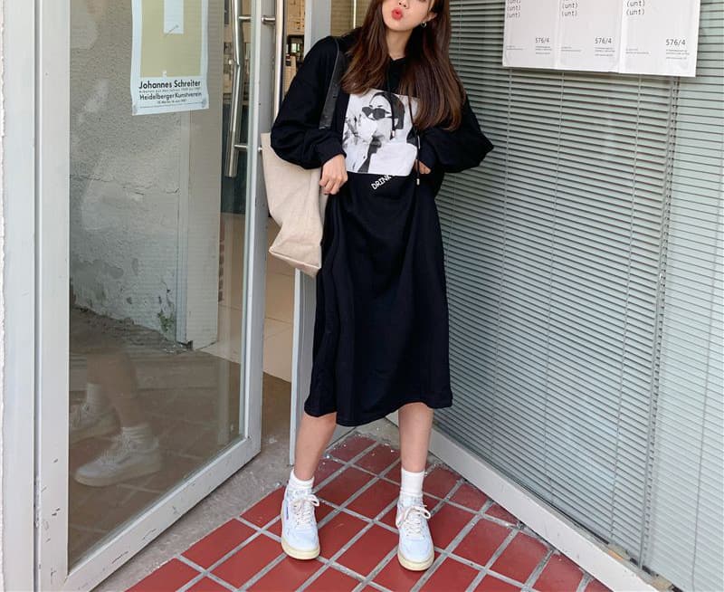 ロングワンピース フード付き切替ゆるふわワンピース