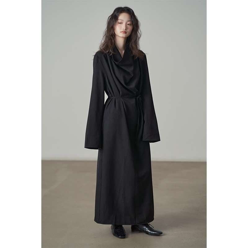 ロングワンピース ドレープ襟デザインワンピース