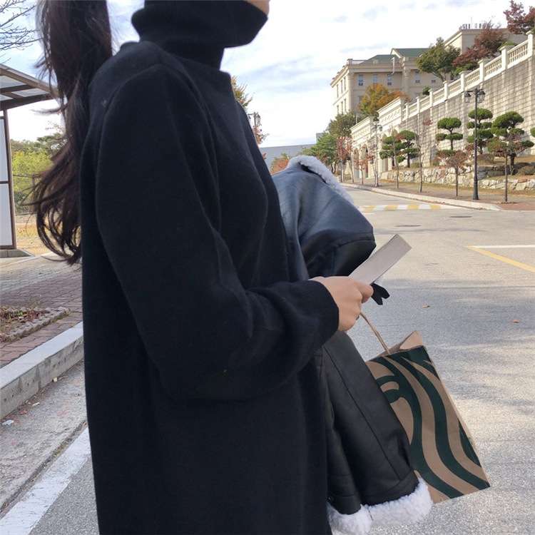 ロングワンピース タートルネックリラックスワンピース
