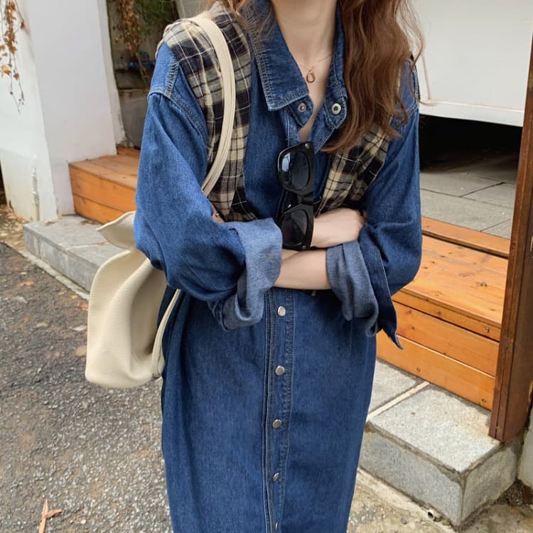 ロングワンピース レトロ風デニムシャツワンピース 長袖ゆったり膝下丈