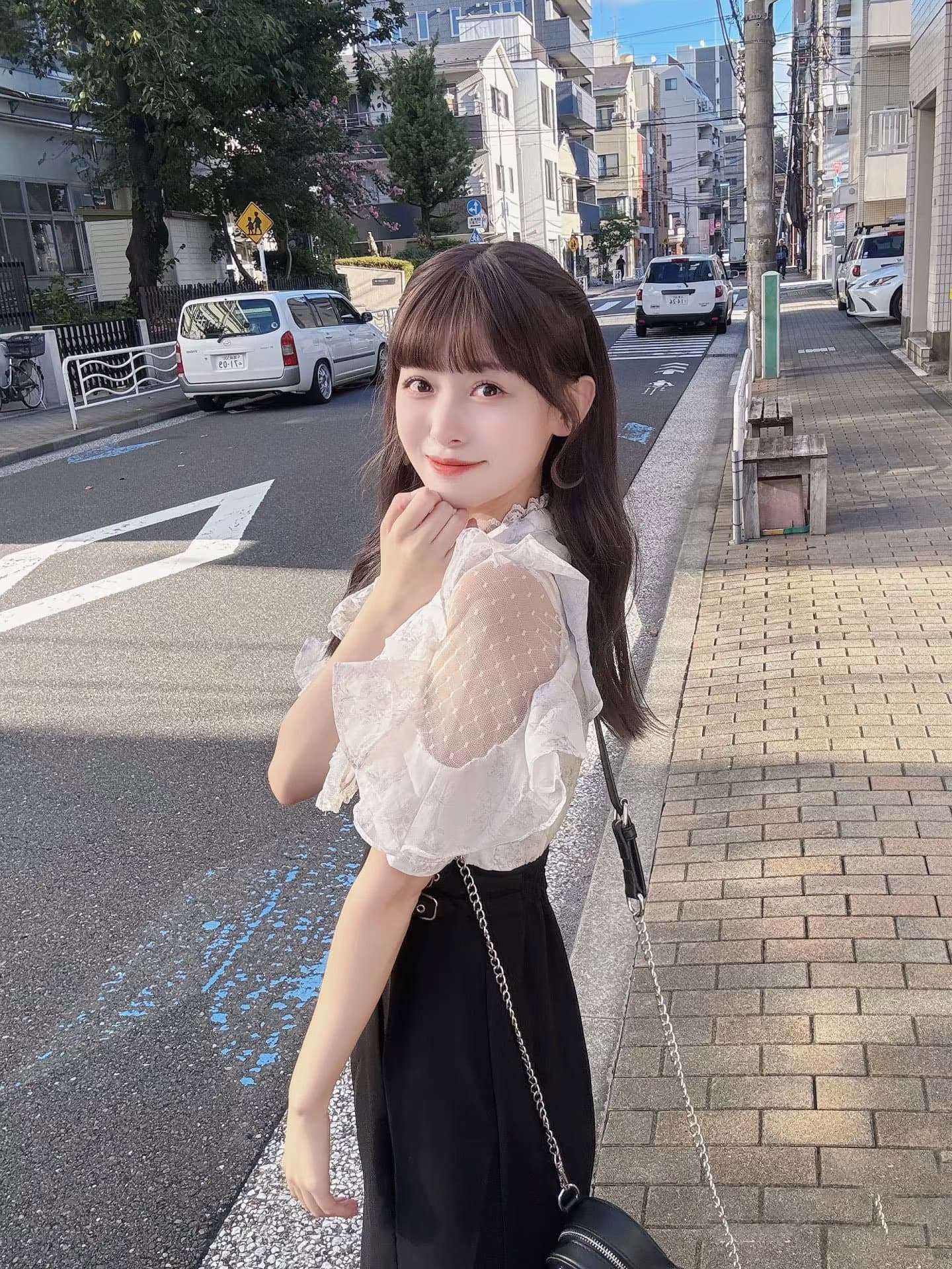 ロングワンピース ふんわり袖レースリボンワンピース