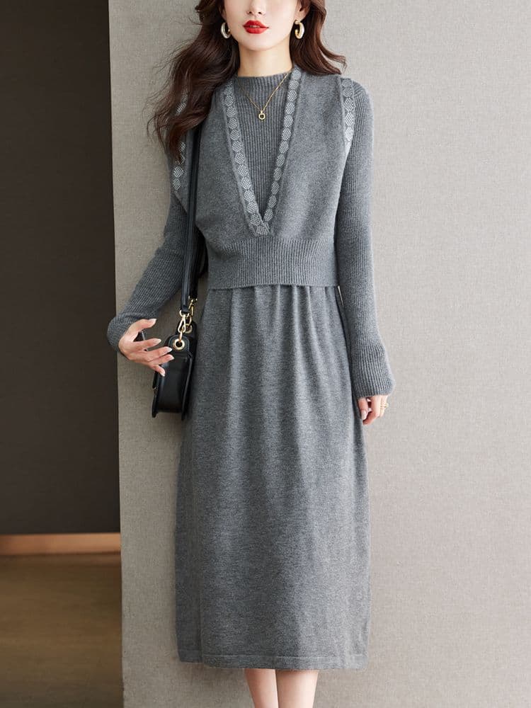 ロングワンピース ニット 上品装飾付きリブ編みミディワンピース