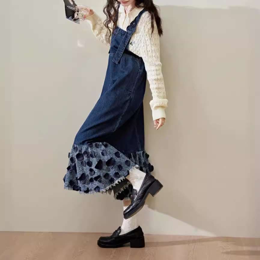 ロングワンピース ハートバックル付きデニムフリルワンピース