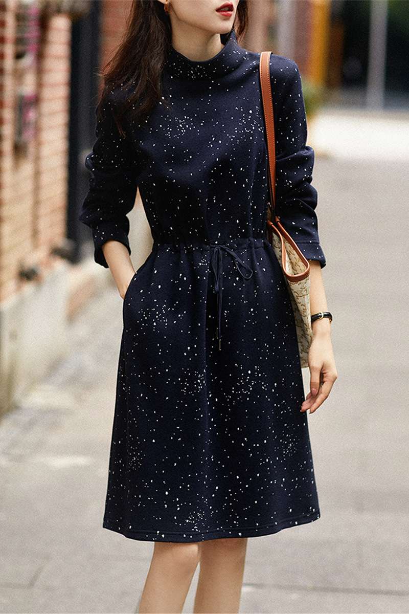 ロングワンピース 星空きらめく優美なギャザーワンピース