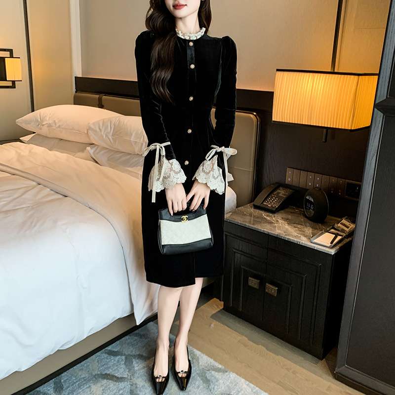 ロングワンピース レース袖リボン付きベロア素材ロングワンピース