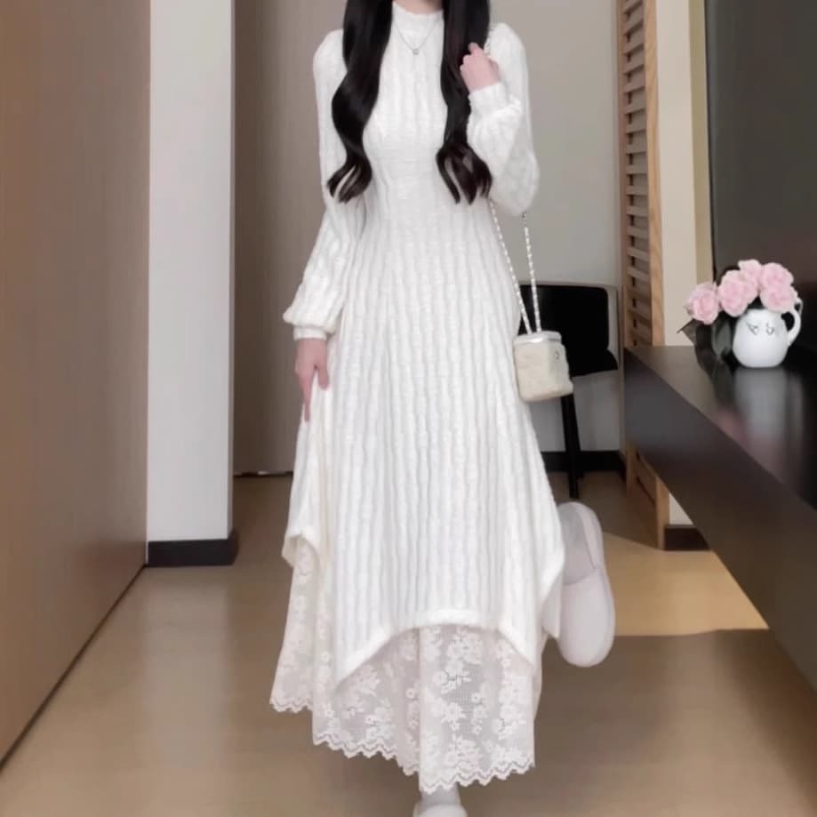 ロングワンピース レース裾切替えニットワンピース