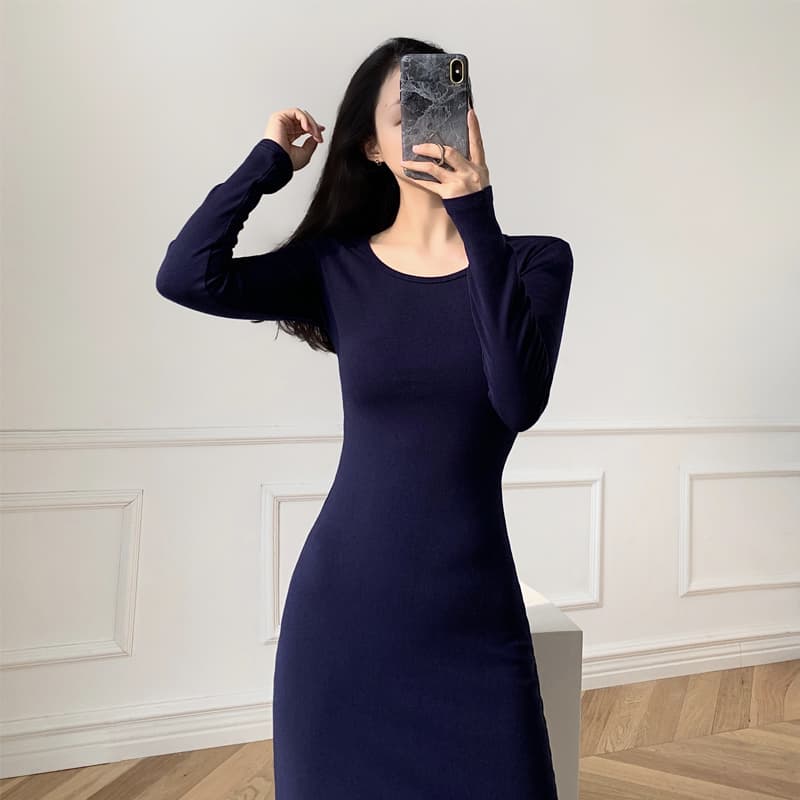 ロングワンピース ニット すっきりシルエット ニットワンピース
