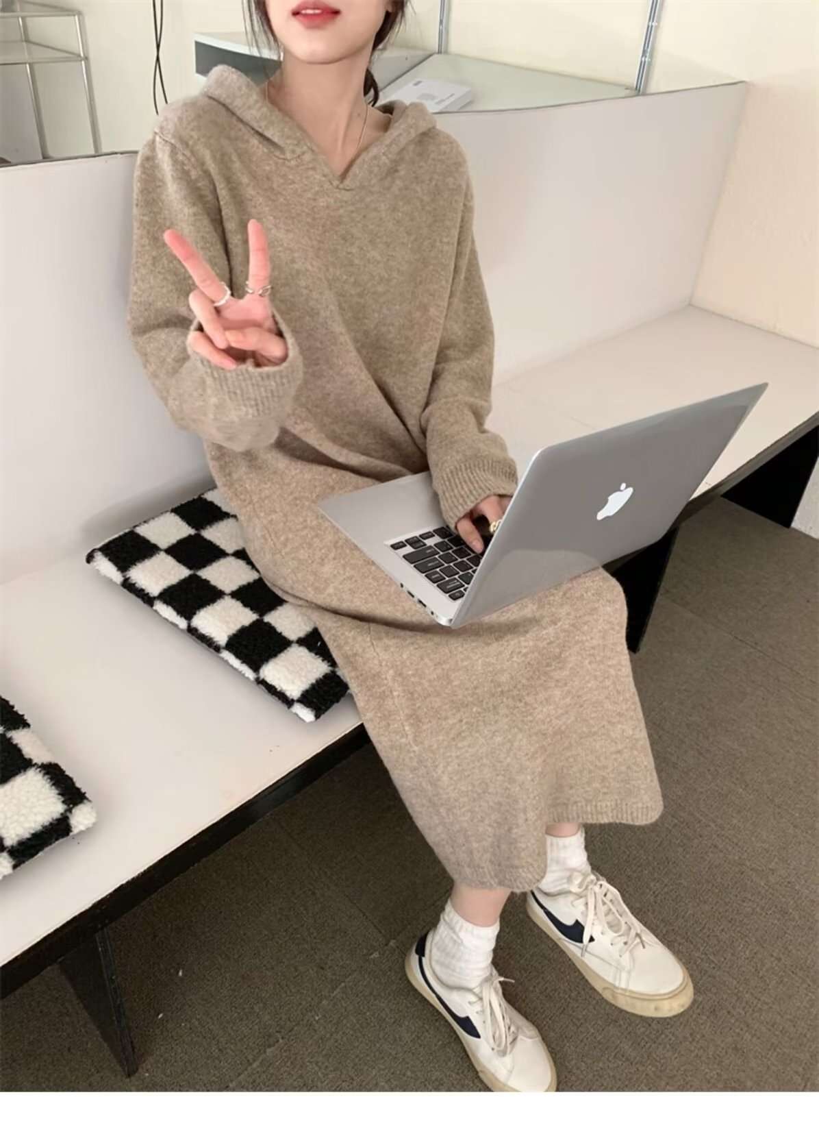 ロングワンピース カシミヤ混 リラックスフードワンピース