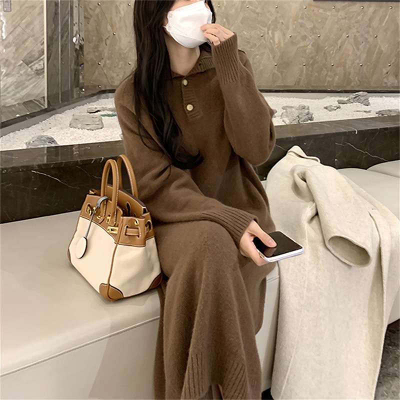 ロングワンピース ゆったりハイネックワンピース