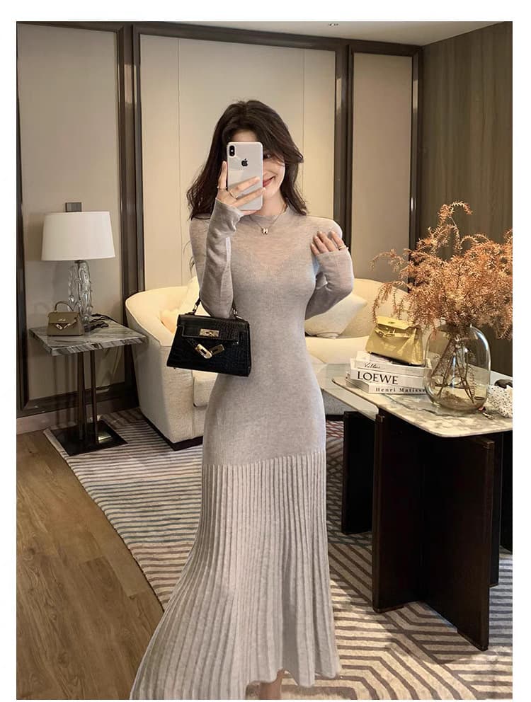ロングワンピース ニュアンスプリーツニットワンピース