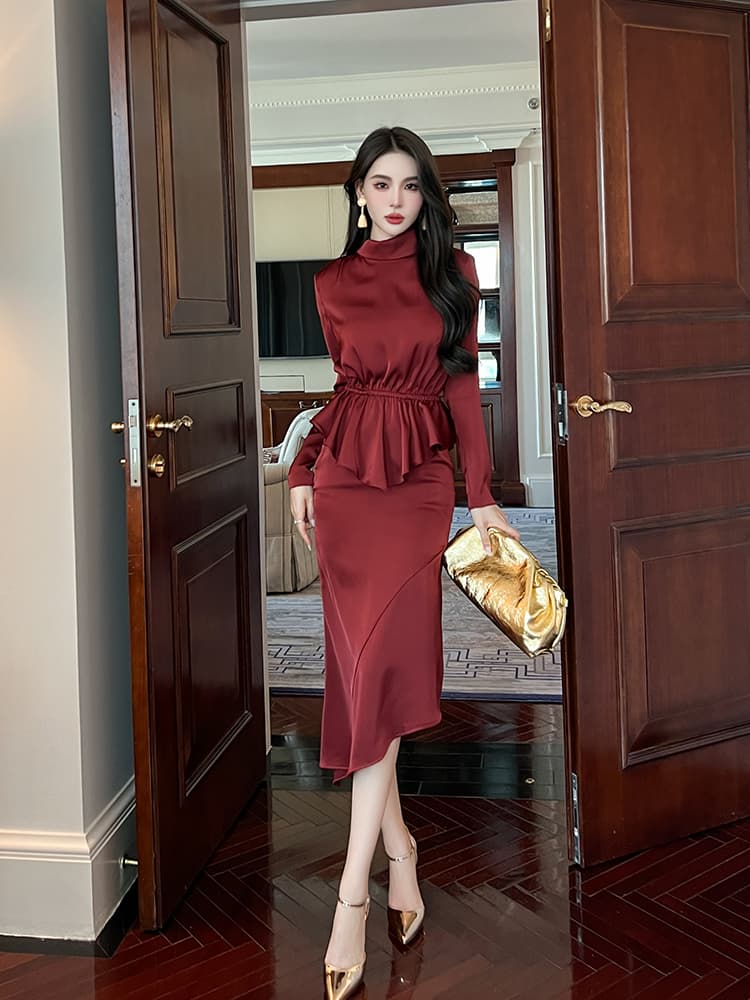 ロングワンピース タートルネック 優美なペプラムデザイン タートルネックワンピース