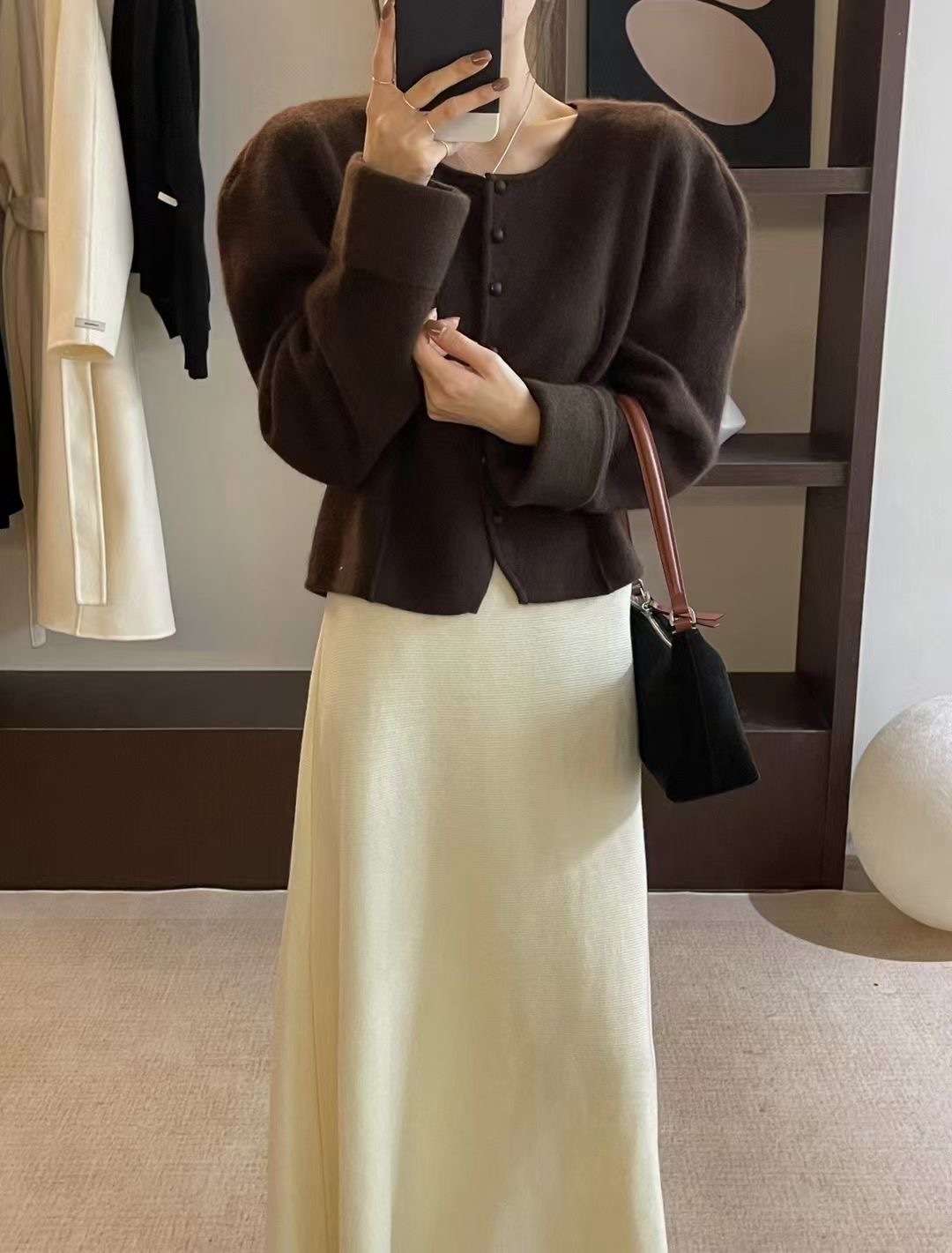 ロングワンピース シンプルニュアンス ニットロングワンピース