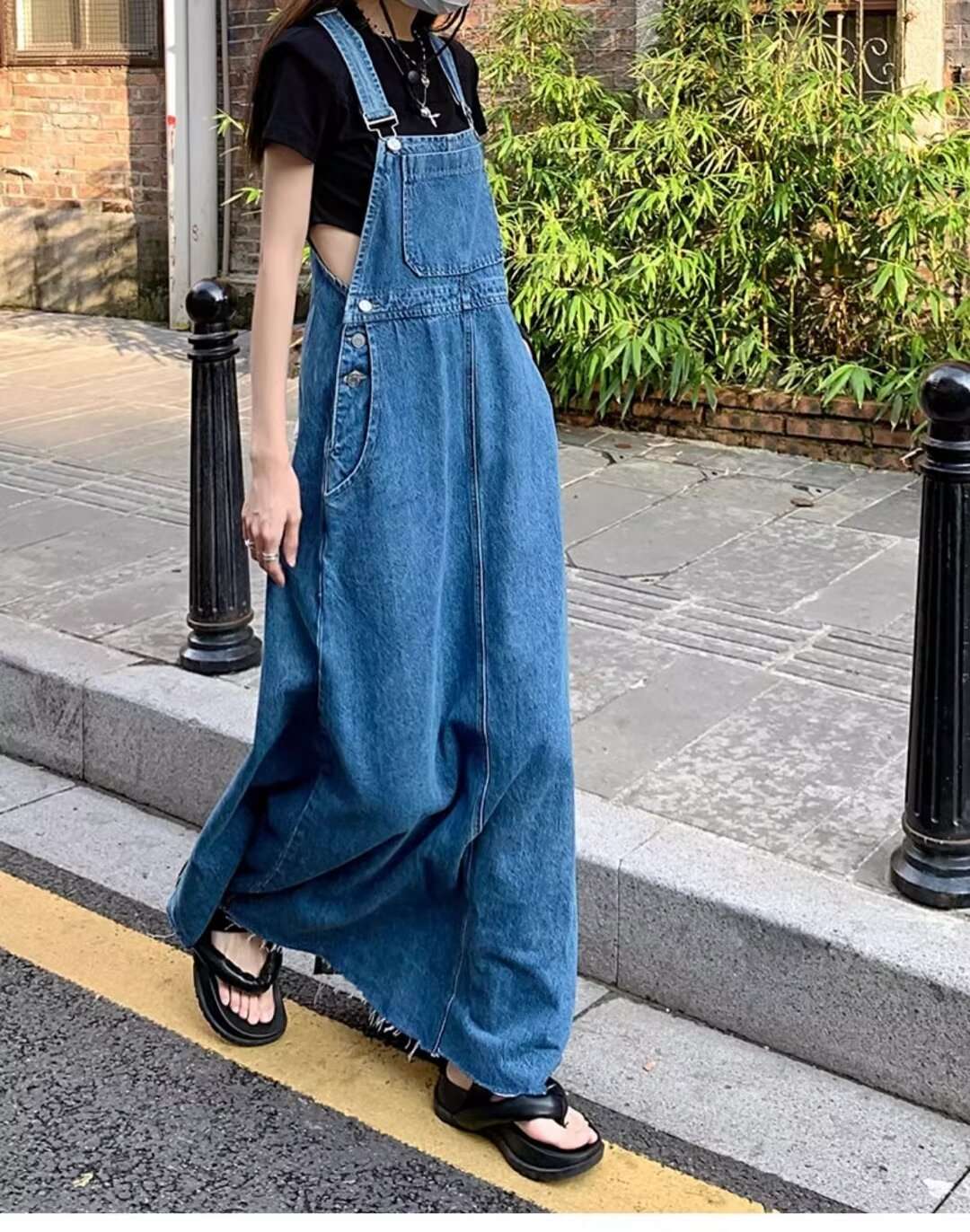 ロングワンピース ゆったりデニムサロペットワンピース