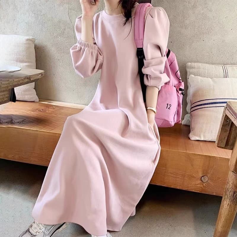 ロングワンピース ふんわり袖のゆったりワンピース