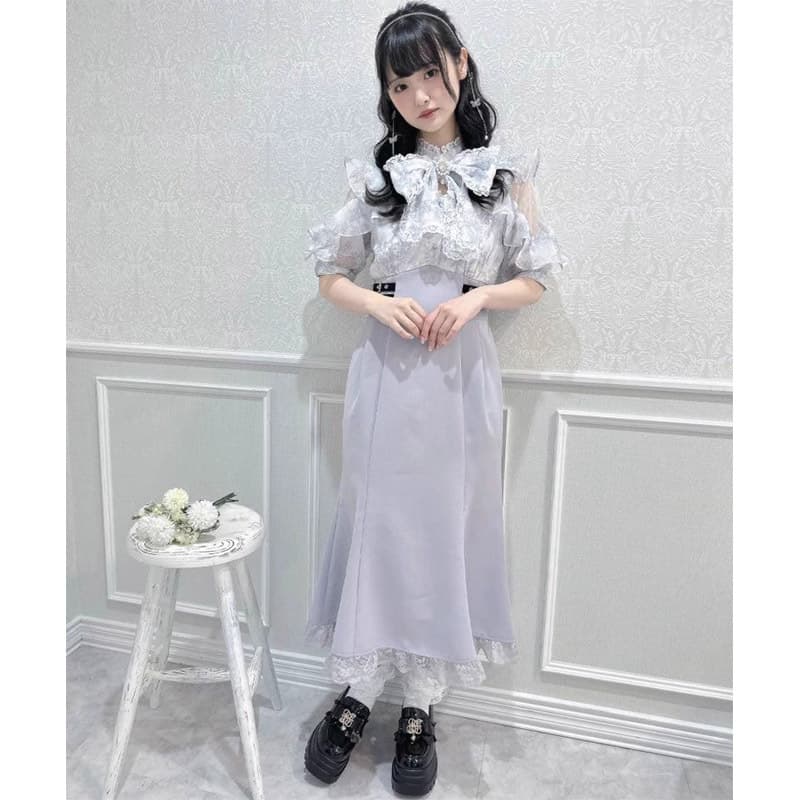 ロングワンピース ふんわり袖レースリボンワンピース