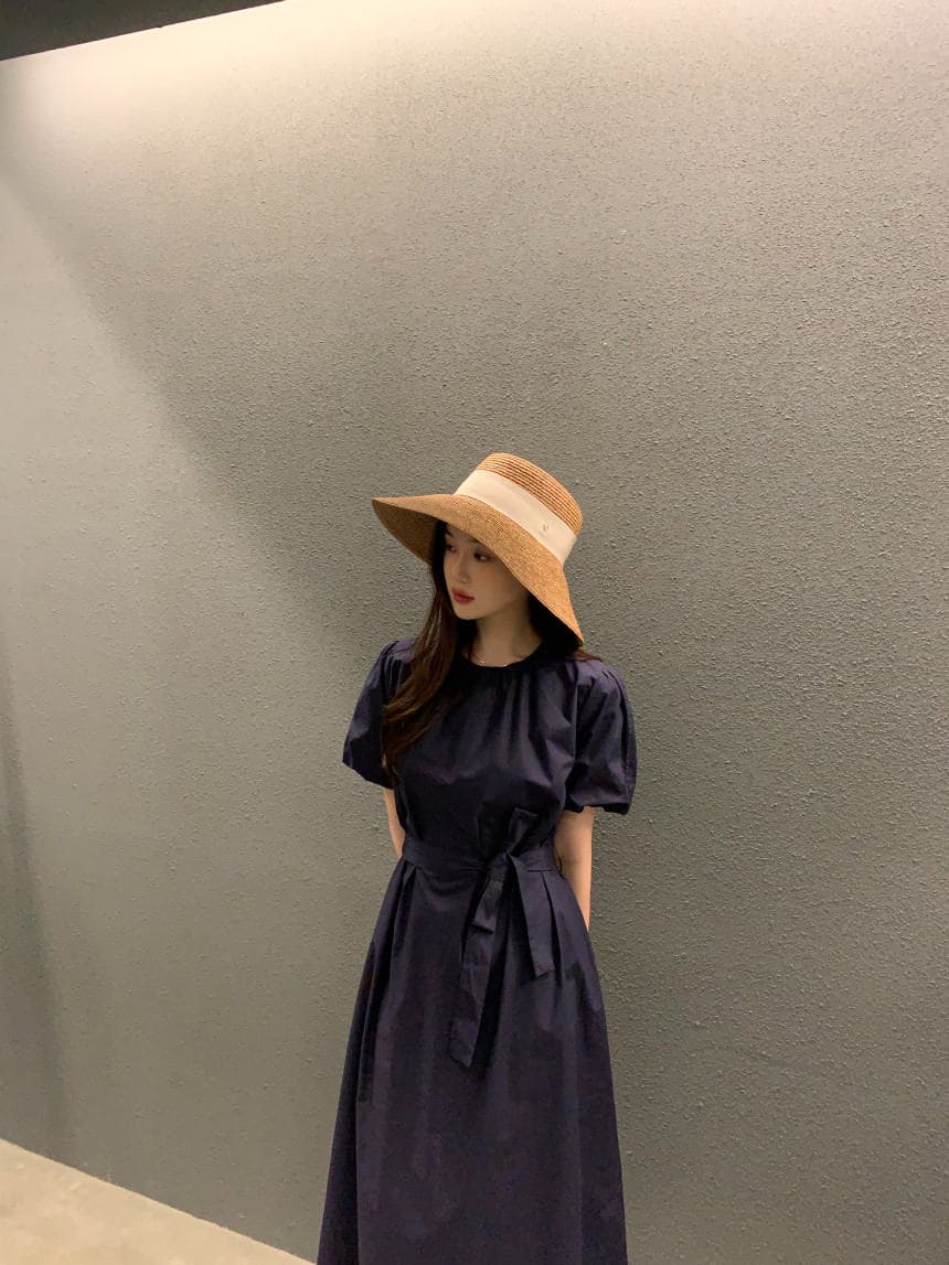 新作 パフスリーブ フレア ロングワンピース 上品カジュアル