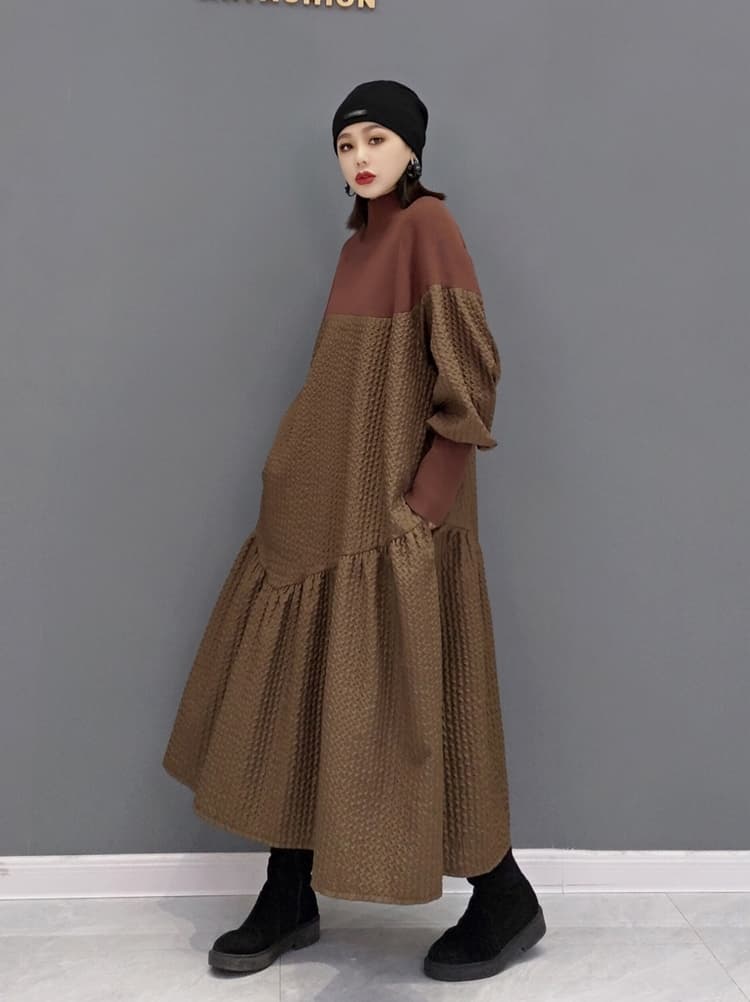 ロングワンピース タートルネック 風合い豊かな切替ティアードロングワンピース