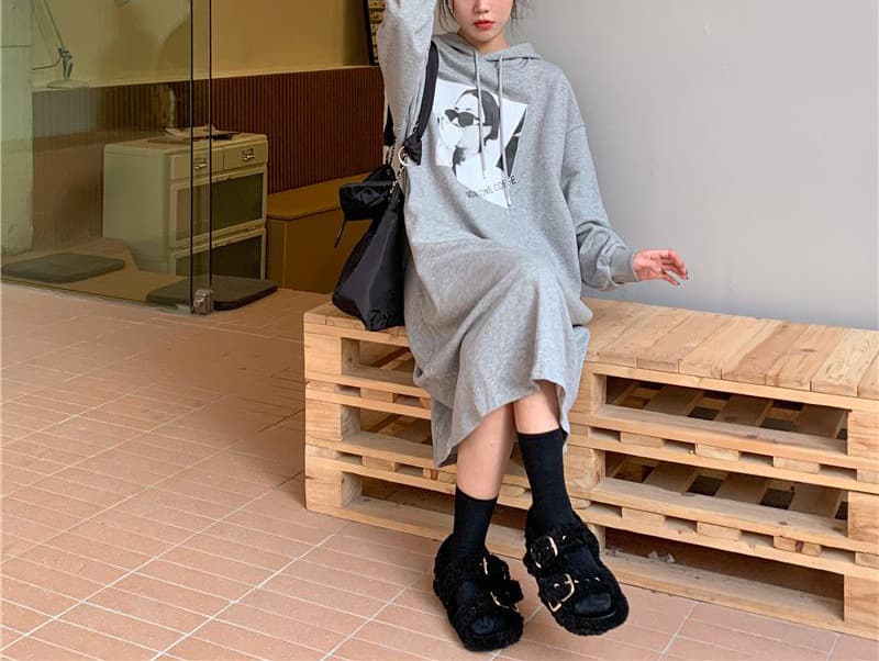 ロングワンピース フード付き切替ゆるふわワンピース