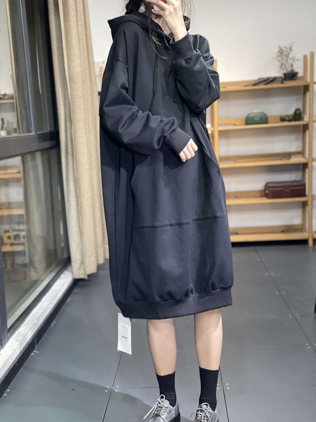 ロングワンピース ゆったりフードロングワンピース
