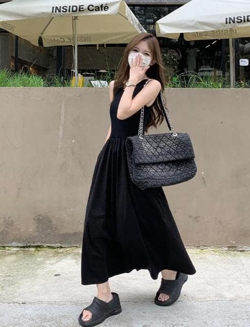 無地ノースリーブロングワンピース女性用