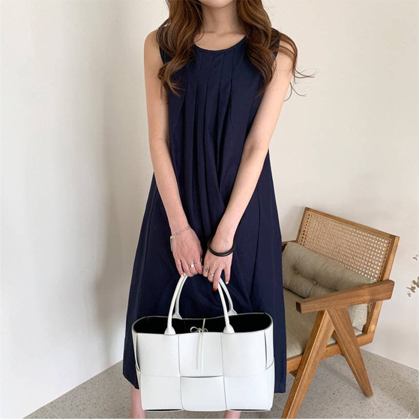 春夏新作 ノースリーブ ロングワンピース 体型カバー 大人可愛い