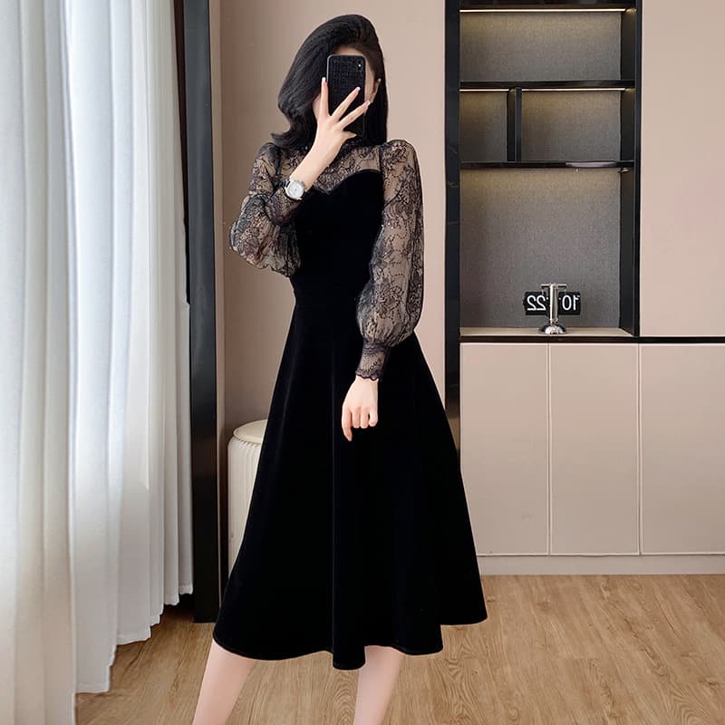 ロングワンピース クラシカル透かしレースお姫様ワンピース