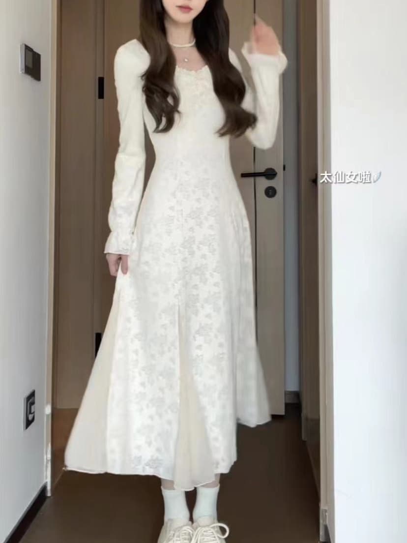 ロングワンピース レース編み込みクラシカルワンピース