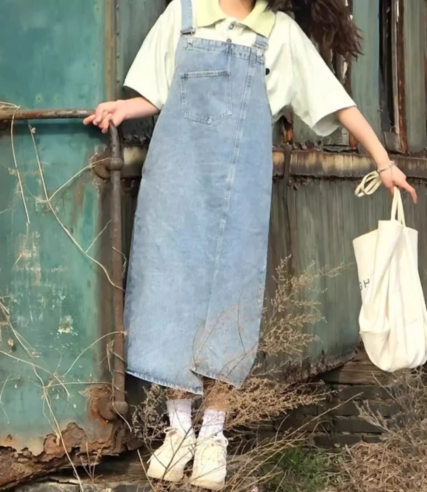 ロングワンピース ゆったりデニムサロペットワンピース