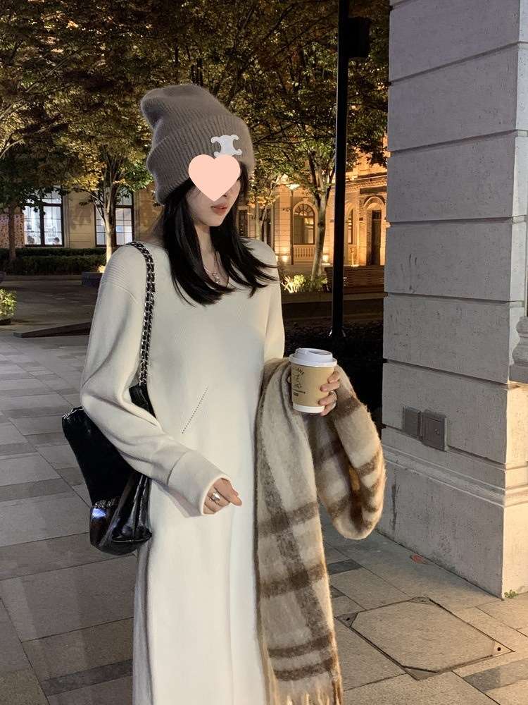 ロングワンピース ゆったりリラックス長袖ニット素材ワンピース
