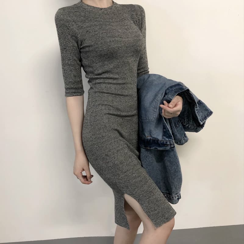 ロングワンピース ニット スリット入りフィット美シルエットワンピース