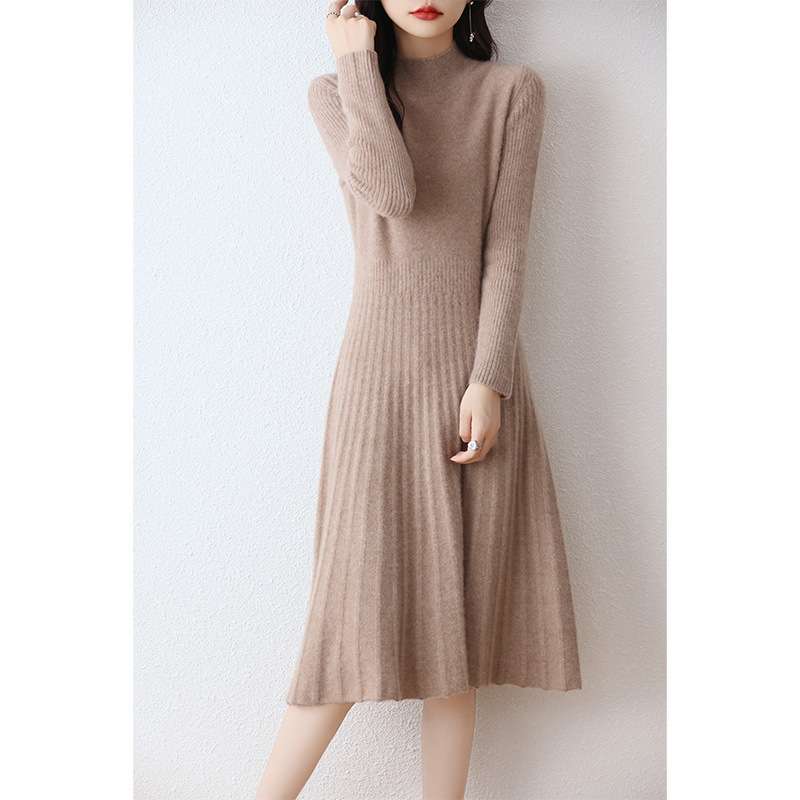 ロングワンピース ウェーブプリーツロングワンピース