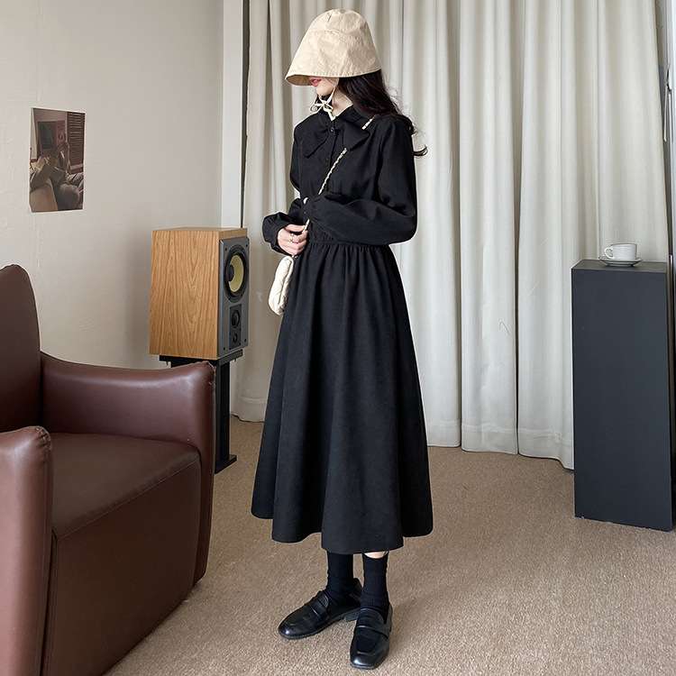 ロングワンピース シンプル襟付きギャザーワンピース