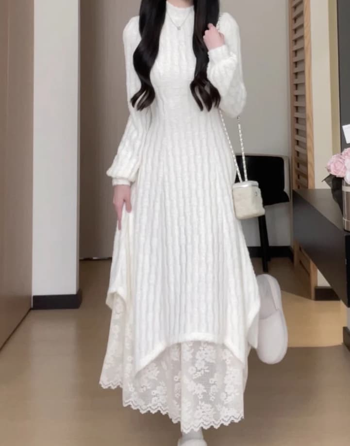 ロングワンピース レース裾切替えニットワンピース
