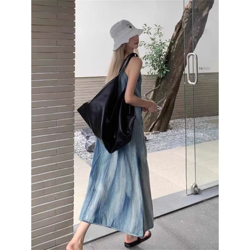 ロングワンピース ゆったり楽ちんキャミソールデニムワンピース